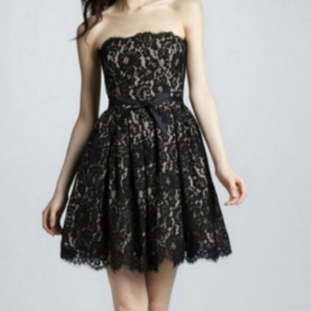 Neiman Marcus lace party dress